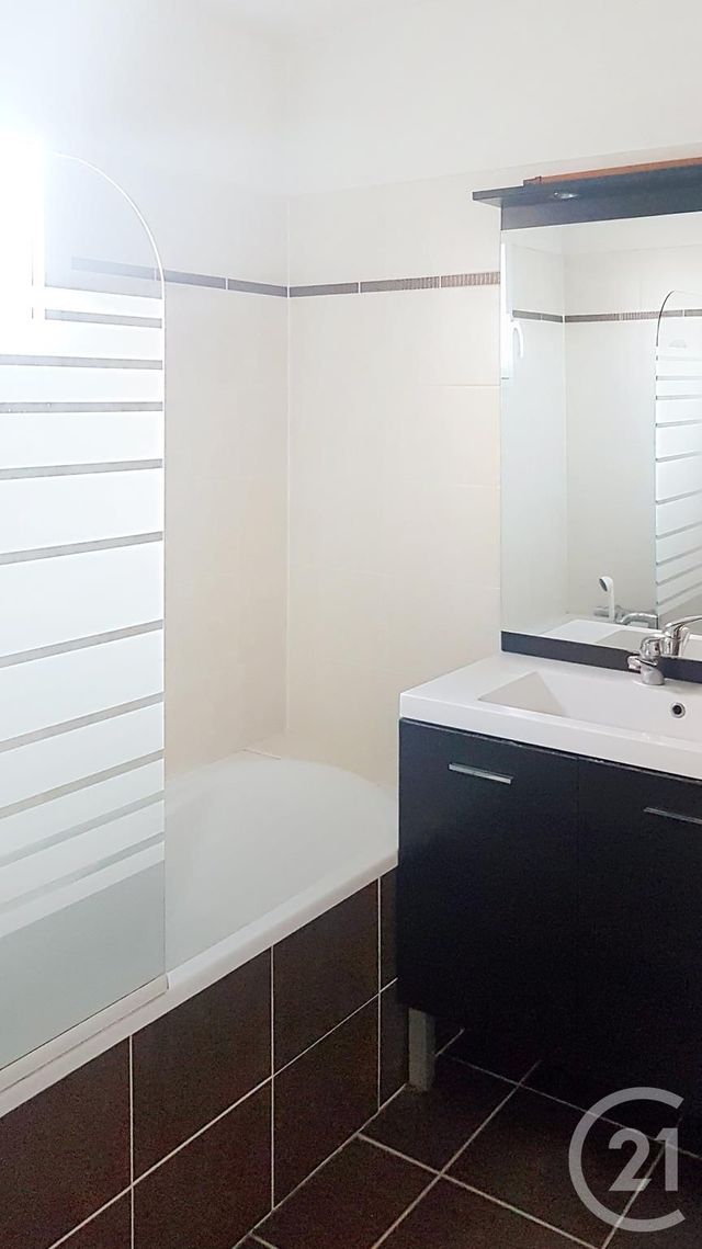 Appartement F2 &agrave; louer - 2 pi&egrave;ces - 48,88 m2 - Montelimar - 26 - RHONE-ALPES