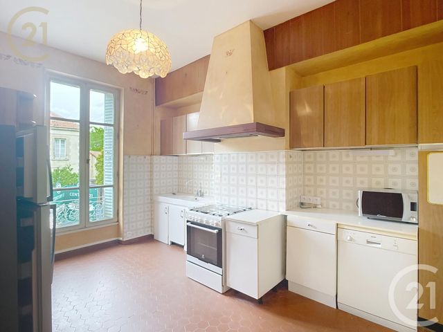 Appartement F6 &agrave; louer - 6 pi&egrave;ces - 134,63 m2 - Montelimar - 26 - RHONE-ALPES