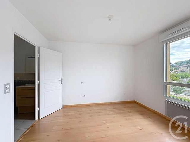 Appartement T2 &agrave; louer - 2 pi&egrave;ces - 40,60 m2 - Montelimar - 26 - RHONE-ALPES