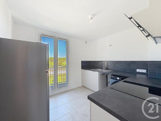 Appartement F3 &agrave; louer - 3 pi&egrave;ces - 62,13 m2 - Montelimar - 26 - RHONE-ALPES
