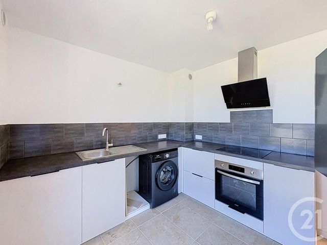 Appartement F3 &agrave; louer - 3 pi&egrave;ces - 62,13 m2 - Montelimar - 26 - RHONE-ALPES