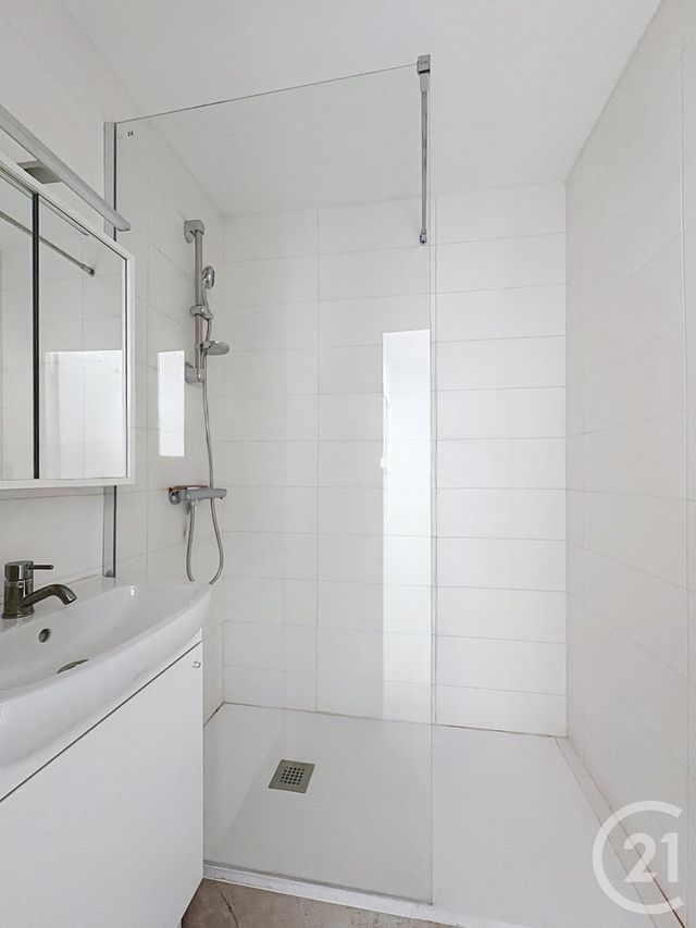 Appartement F3 &agrave; louer - 3 pi&egrave;ces - 62,13 m2 - Montelimar - 26 - RHONE-ALPES