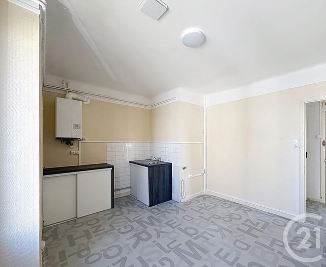 Appartement F2 &agrave; louer - 2 pi&egrave;ces - 56,65 m2 - Montelimar - 26 - RHONE-ALPES