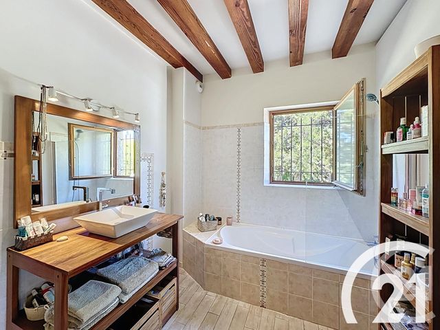 Maison à vendre - 9 pièces - 196 m2 - Cavaillon - 84 - PROVENCE-ALPES-COTE-D-AZUR