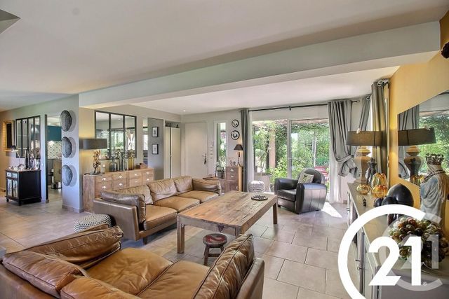 Maison &agrave; vendre - 7 pi&egrave;ces - 225 m2 - Cavaillon - 84 - PROVENCE-ALPES-COTE-D-AZUR