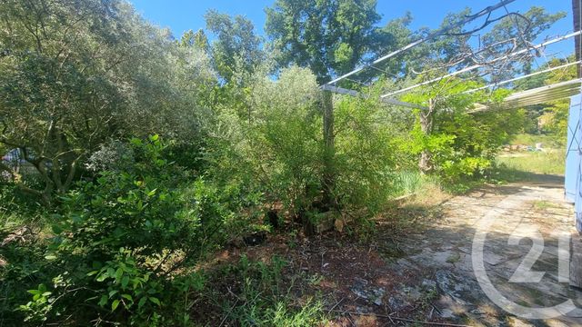 Maison à vendre - 8 pièces - 180 m2 - Robion - 84 - PROVENCE-ALPES-COTE-D-AZUR