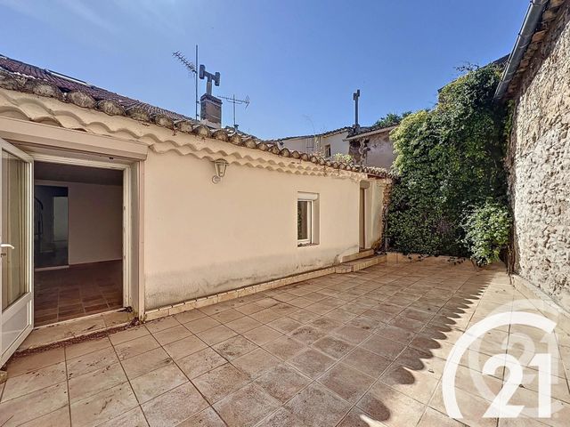 Appartement T3 à vendre - 3 pièces - 68,72 m2 - Cavaillon - 84 - PROVENCE-ALPES-COTE-D-AZUR