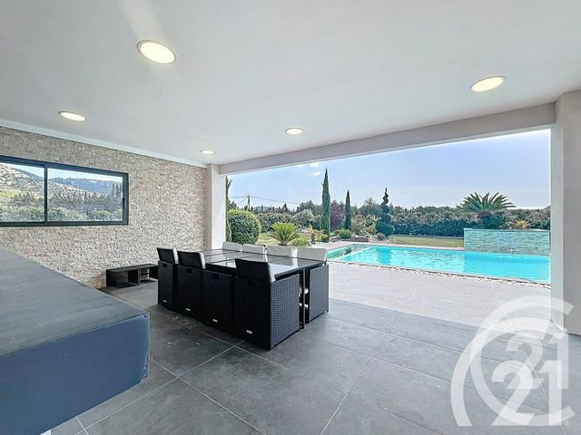 Maison à vendre - 6 pièces - 265 m2 - Cavaillon - 84 - PROVENCE-ALPES-COTE-D-AZUR