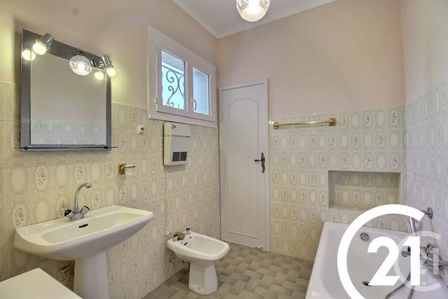 Maison à vendre - 7 pièces - 175 m2 - Cheval Blanc - 84 - PROVENCE-ALPES-COTE-D-AZUR