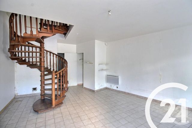 Appartement T3 à vendre - 3 pièces - 66,55 m2 - Cavaillon - 84 - PROVENCE-ALPES-COTE-D-AZUR