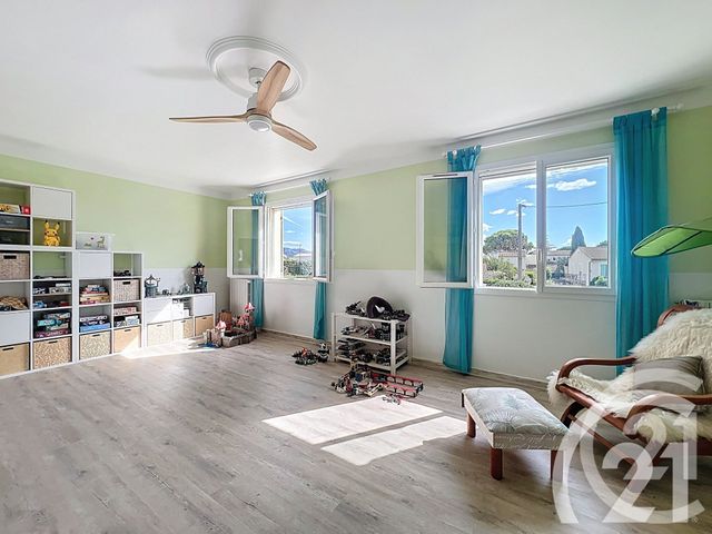 Maison à vendre - 7 pièces - 187 m2 - Cavaillon - 84 - PROVENCE-ALPES-COTE-D-AZUR