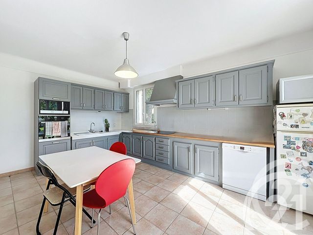 Maison à vendre - 7 pièces - 187 m2 - Cavaillon - 84 - PROVENCE-ALPES-COTE-D-AZUR