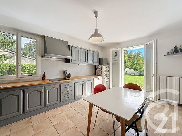 Maison à vendre - 7 pièces - 187 m2 - Cavaillon - 84 - PROVENCE-ALPES-COTE-D-AZUR