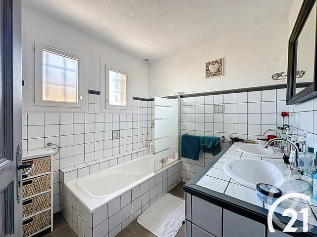 Maison &agrave; vendre - 5 pi&egrave;ces - 106,20 m2 - Cavaillon - 84 - PROVENCE-ALPES-COTE-D-AZUR