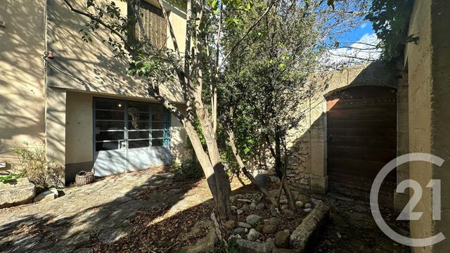 Maison à vendre - 7 pièces - 153 m2 - Robion - 84 - PROVENCE-ALPES-COTE-D-AZUR