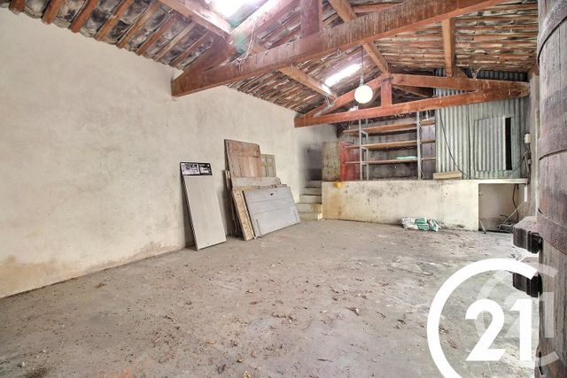 Maison à vendre - 7 pièces - 153 m2 - Robion - 84 - PROVENCE-ALPES-COTE-D-AZUR