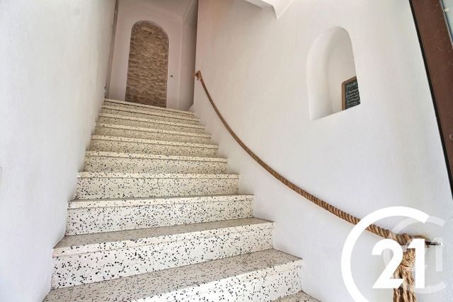 Maison à vendre - 7 pièces - 153 m2 - Robion - 84 - PROVENCE-ALPES-COTE-D-AZUR