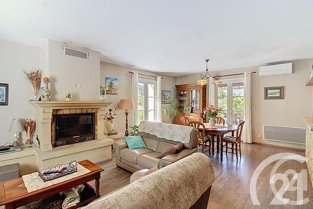 Maison à vendre - 5 pièces - 126,50 m2 - Robion - 84 - PROVENCE-ALPES-COTE-D-AZUR