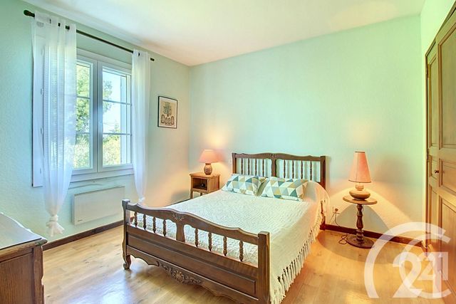 Maison à vendre - 5 pièces - 126,50 m2 - Robion - 84 - PROVENCE-ALPES-COTE-D-AZUR