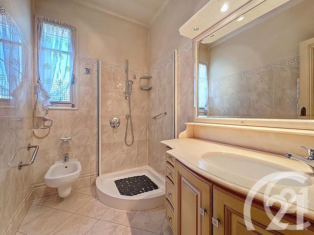 Maison à vendre - 5 pièces - 136,68 m2 - Cavaillon - 84 - PROVENCE-ALPES-COTE-D-AZUR