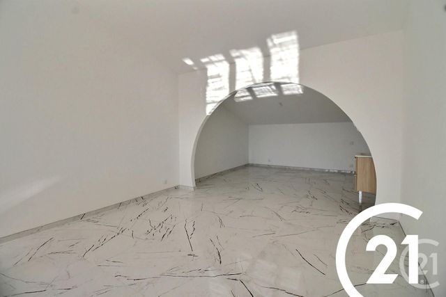 Maison à vendre - 5 pièces - 200 m2 - Cavaillon - 84 - PROVENCE-ALPES-COTE-D-AZUR