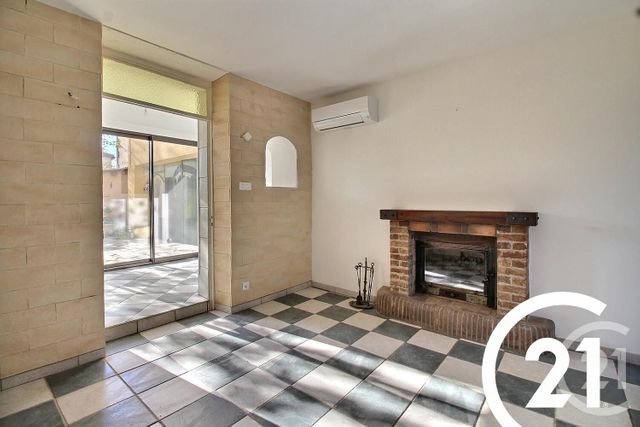 Maison à vendre - 5 pièces - 200 m2 - Cavaillon - 84 - PROVENCE-ALPES-COTE-D-AZUR