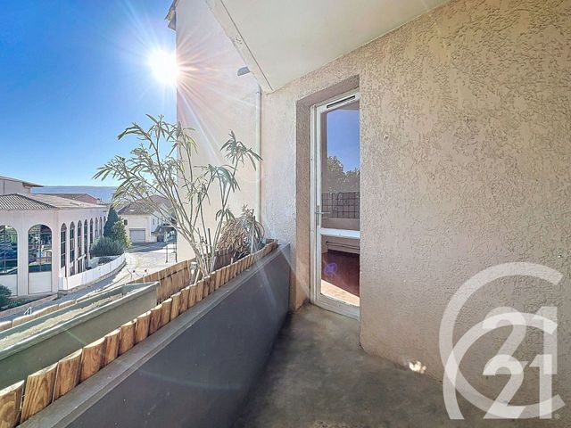 Appartement T3 à vendre - 3 pièces - 76,10 m2 - Cavaillon - 84 - PROVENCE-ALPES-COTE-D-AZUR