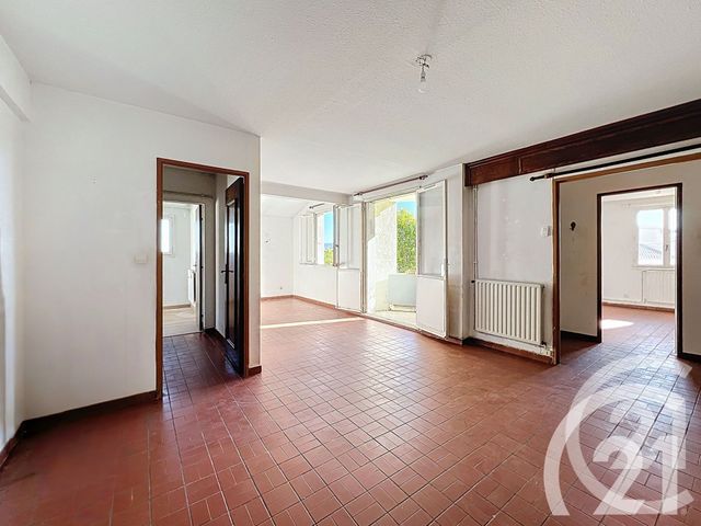 Appartement T3 à vendre - 3 pièces - 76,10 m2 - Cavaillon - 84 - PROVENCE-ALPES-COTE-D-AZUR