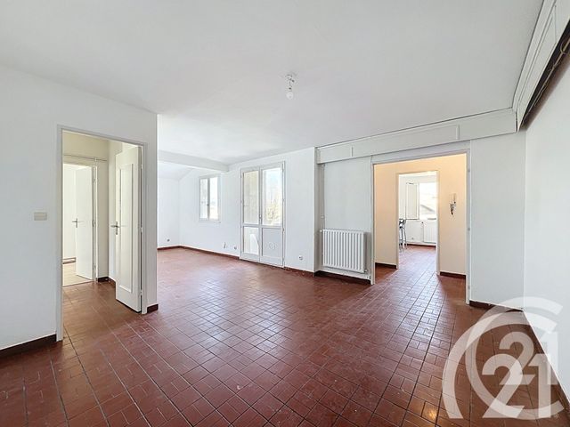 Appartement T3 &agrave; vendre - 3 pi&egrave;ces - 76,10 m2 - Cavaillon - 84 - PROVENCE-ALPES-COTE-D-AZUR