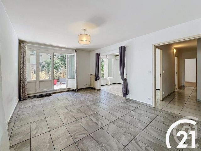 Appartement F4 &agrave; vendre - 4 pi&egrave;ces - 77,74 m2 - Cavaillon - 84 - PROVENCE-ALPES-COTE-D-AZUR