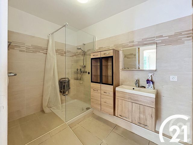 Appartement F4 &agrave; vendre - 4 pi&egrave;ces - 77,74 m2 - Cavaillon - 84 - PROVENCE-ALPES-COTE-D-AZUR