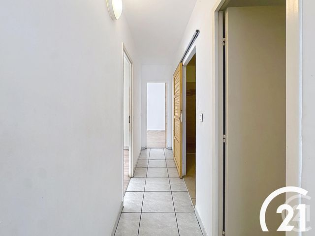 Appartement F4 &agrave; vendre - 4 pi&egrave;ces - 77,74 m2 - Cavaillon - 84 - PROVENCE-ALPES-COTE-D-AZUR