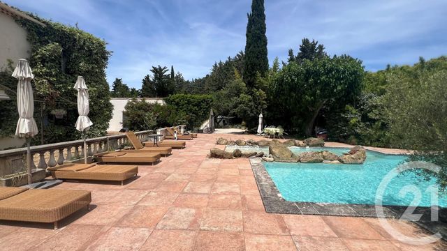 Maison &agrave; vendre - 10 pi&egrave;ces - 310 m2 - Cavaillon - 84 - PROVENCE-ALPES-COTE-D-AZUR