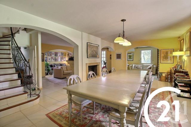 Maison &agrave; vendre - 10 pi&egrave;ces - 310 m2 - Cavaillon - 84 - PROVENCE-ALPES-COTE-D-AZUR