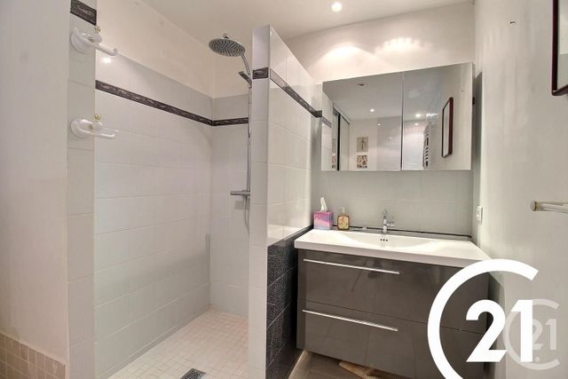 Maison &agrave; vendre - 10 pi&egrave;ces - 310 m2 - Cavaillon - 84 - PROVENCE-ALPES-COTE-D-AZUR