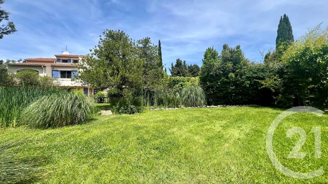 Maison &agrave; vendre - 10 pi&egrave;ces - 310 m2 - Cavaillon - 84 - PROVENCE-ALPES-COTE-D-AZUR