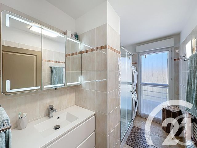 Appartement F4 &agrave; vendre - 4 pi&egrave;ces - 90,17 m2 - Cavaillon - 84 - PROVENCE-ALPES-COTE-D-AZUR