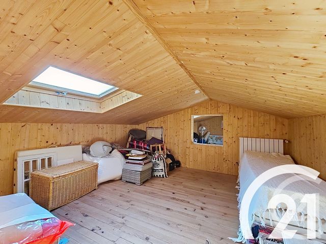 Maison à vendre - 7 pièces - 197,47 m2 - Taillades - 84 - PROVENCE-ALPES-COTE-D-AZUR