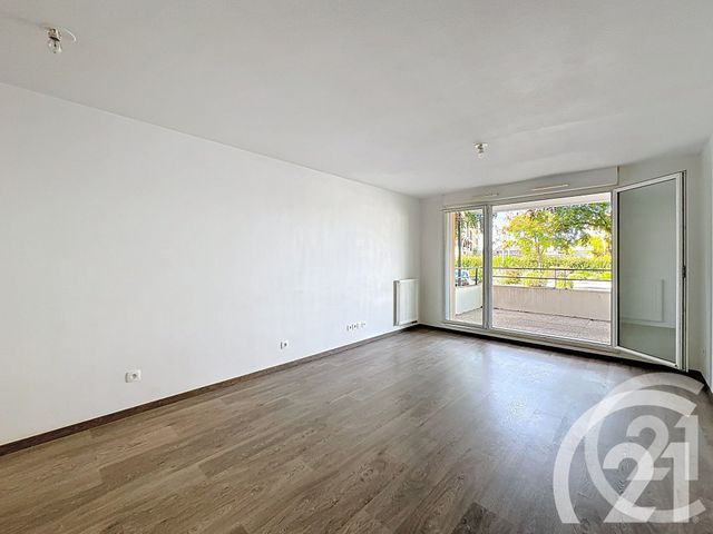 Appartement T2 à vendre - 2 pièces - 37,49 m2 - Cavaillon - 84 - PROVENCE-ALPES-COTE-D-AZUR