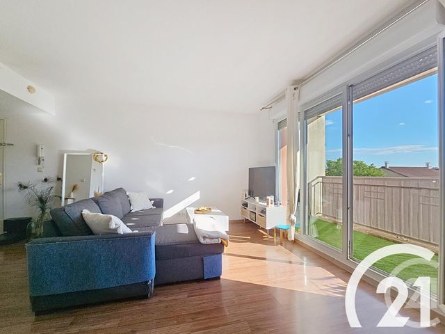 Appartement T3 à vendre - 3 pièces - 69,35 m2 - Cavaillon - 84 - PROVENCE-ALPES-COTE-D-AZUR