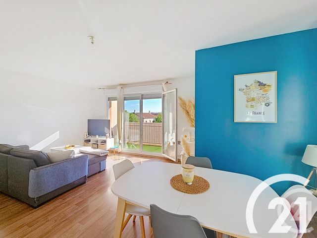 Appartement T3 à vendre - 3 pièces - 69,35 m2 - Cavaillon - 84 - PROVENCE-ALPES-COTE-D-AZUR