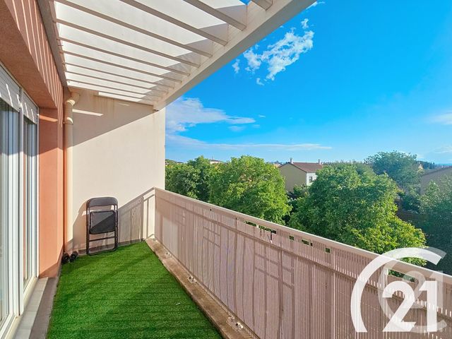 Appartement T3 à vendre - 3 pièces - 69,35 m2 - Cavaillon - 84 - PROVENCE-ALPES-COTE-D-AZUR