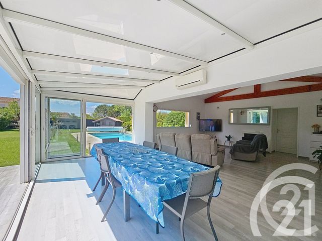 Maison à vendre - 4 pièces - 125,73 m2 - Taillades - 84 - PROVENCE-ALPES-COTE-D-AZUR