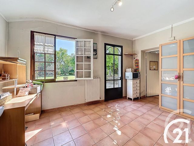 Maison à vendre - 7 pièces - 190 m2 - Cavaillon - 84 - PROVENCE-ALPES-COTE-D-AZUR