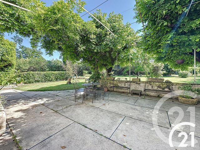 Maison à vendre - 7 pièces - 190 m2 - Cavaillon - 84 - PROVENCE-ALPES-COTE-D-AZUR