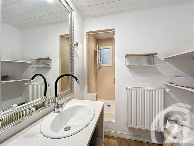 Appartement T3 à vendre - 3 pièces - 98,70 m2 - Cavaillon - 84 - PROVENCE-ALPES-COTE-D-AZUR