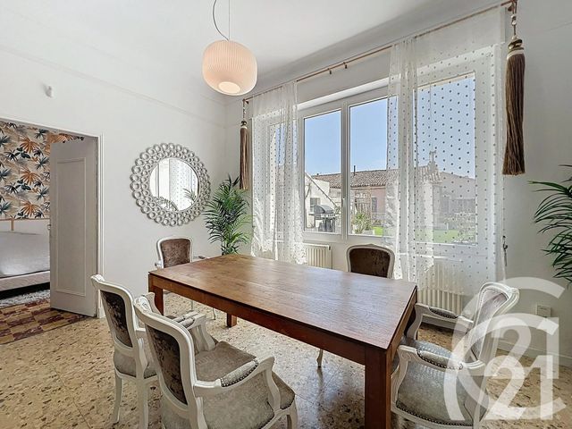 Appartement T3 à vendre - 3 pièces - 98,70 m2 - Cavaillon - 84 - PROVENCE-ALPES-COTE-D-AZUR