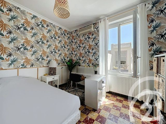 Appartement T3 à vendre - 3 pièces - 98,70 m2 - Cavaillon - 84 - PROVENCE-ALPES-COTE-D-AZUR