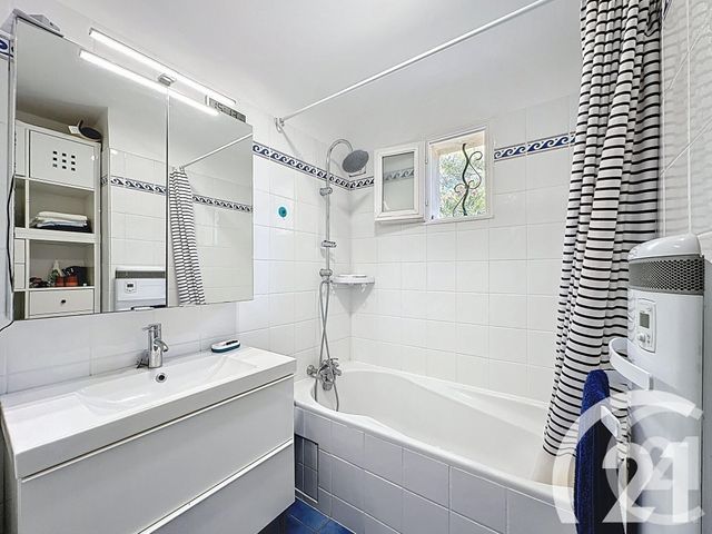 Maison à vendre - 6 pièces - 135 m2 - Cavaillon - 84 - PROVENCE-ALPES-COTE-D-AZUR