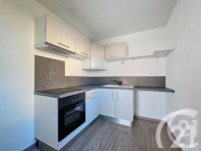 Appartement T4 à vendre - 4 pièces - 73,01 m2 - Cavaillon - 84 - PROVENCE-ALPES-COTE-D-AZUR